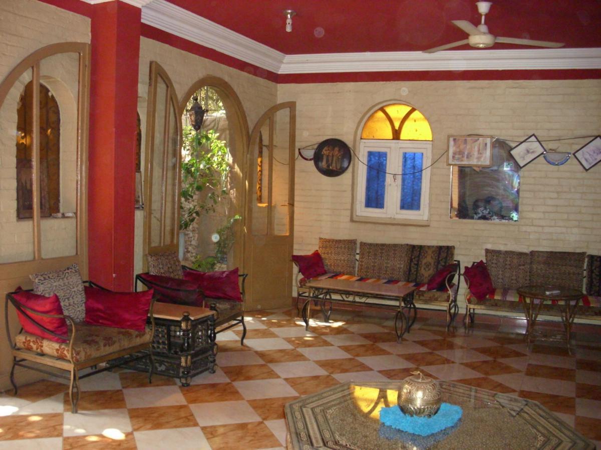 Ramsess Hostel Luxor Buitenkant foto