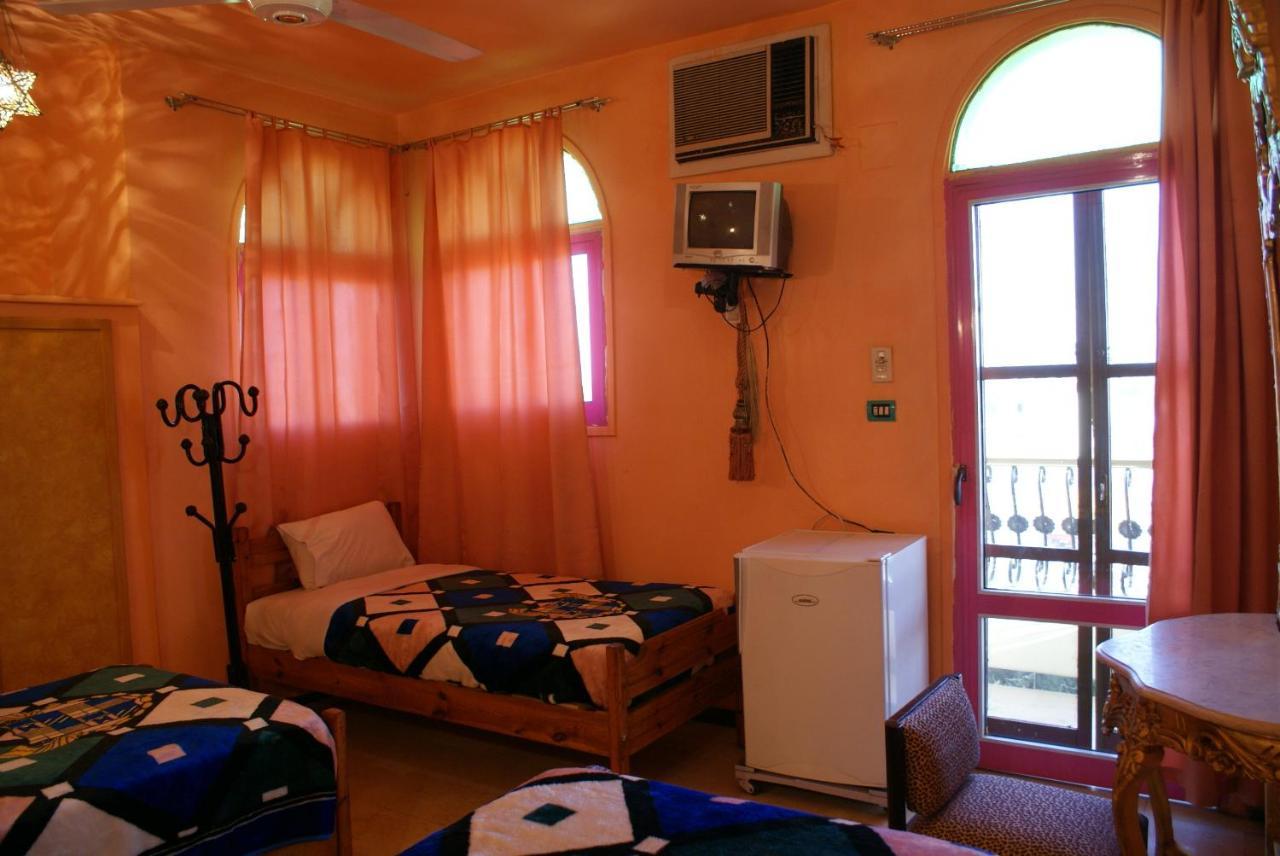 Ramsess Hostel Luxor Kamer foto