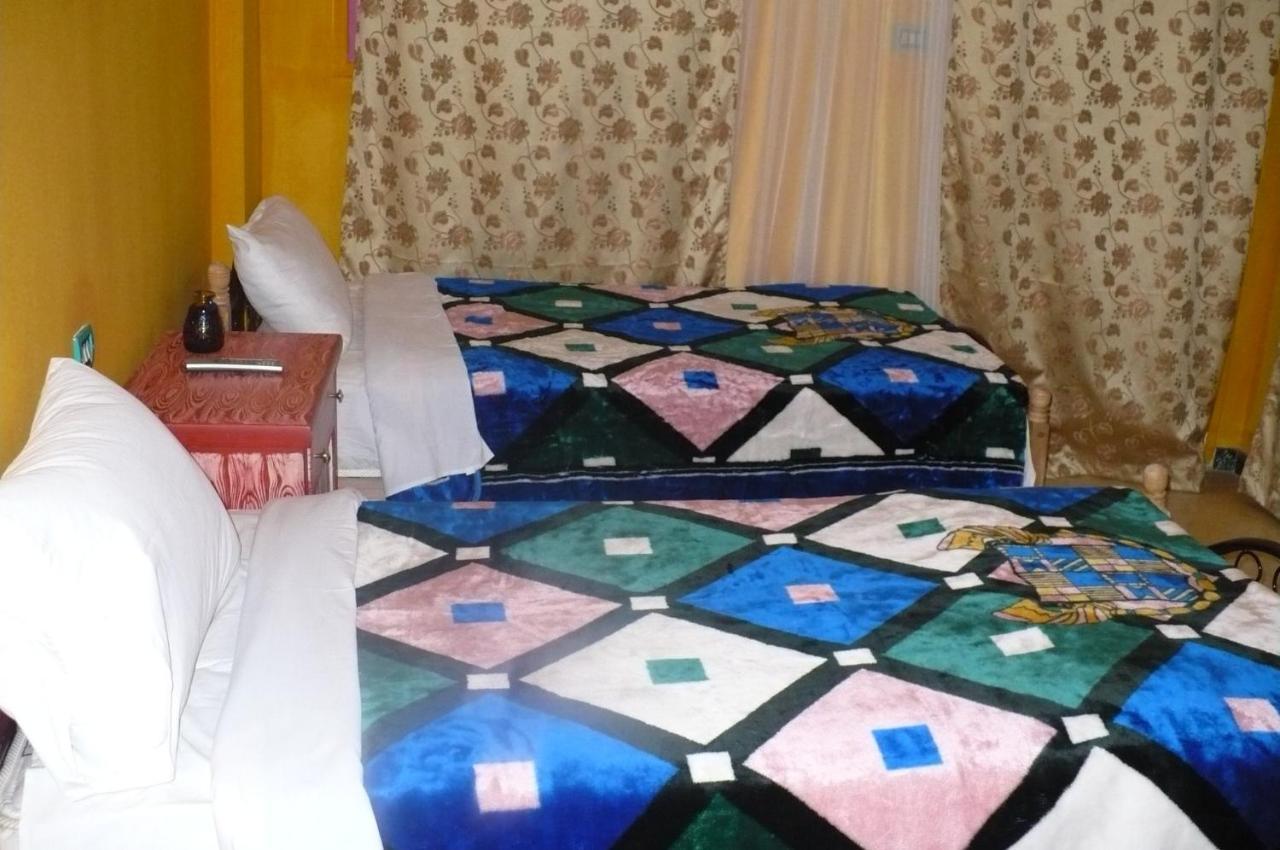 Ramsess Hostel Luxor Buitenkant foto