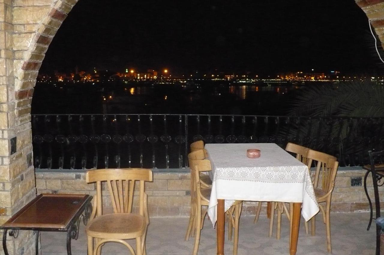 Ramsess Hostel Luxor Buitenkant foto